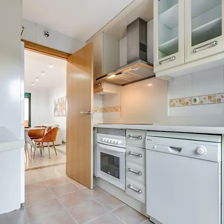Apartment Cabopino, Cerca De Todo