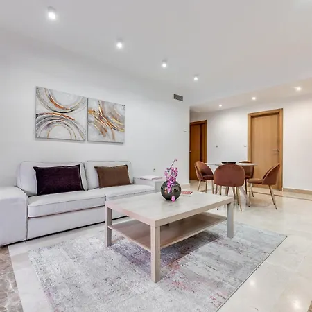 Apartment Cabopino, Cerca De Todo